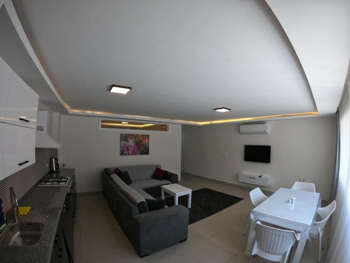 Dalyan Elit Apart Otel Çeşme Esterno foto
