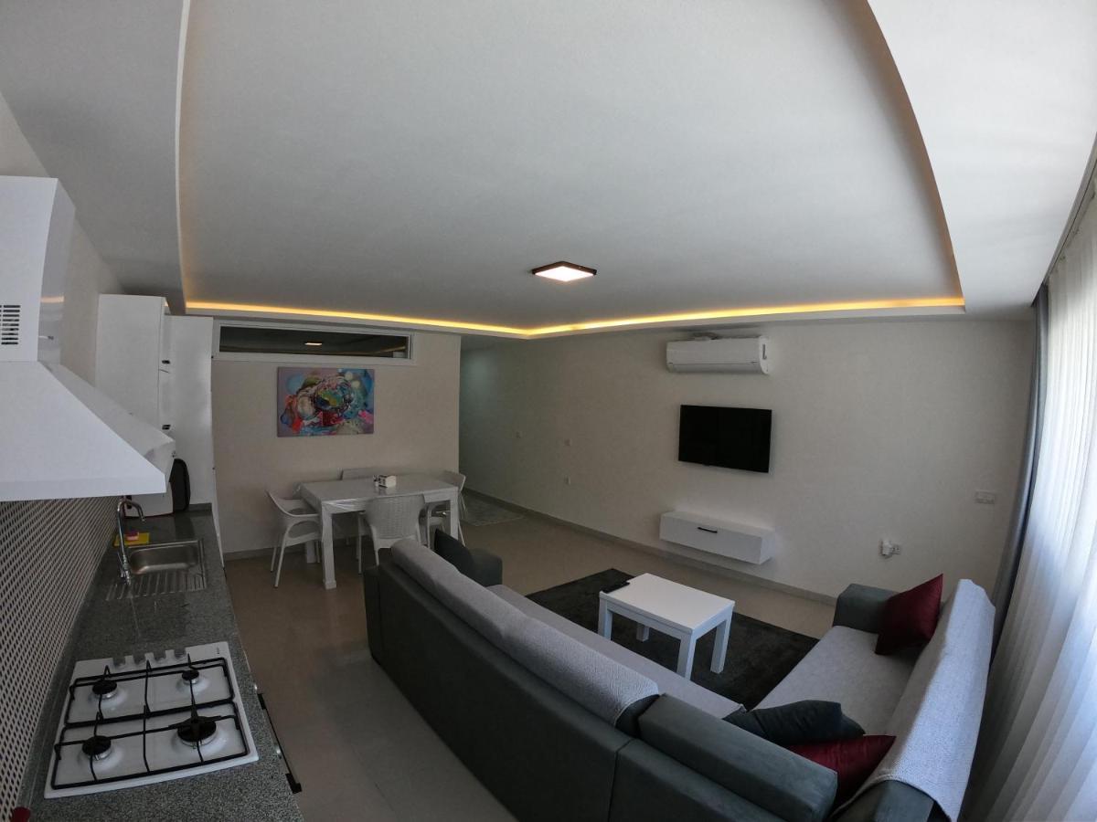 Dalyan Elit Apart Otel Çeşme Esterno foto